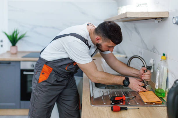 Best Clogged Drain Plumber  in Newington, VA
